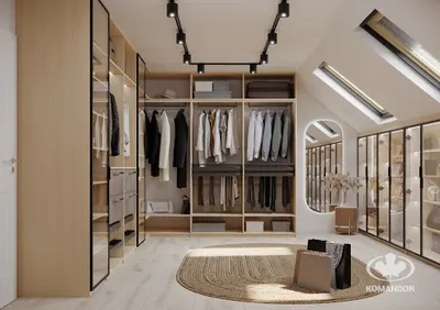 Komandor - Salon firmowy